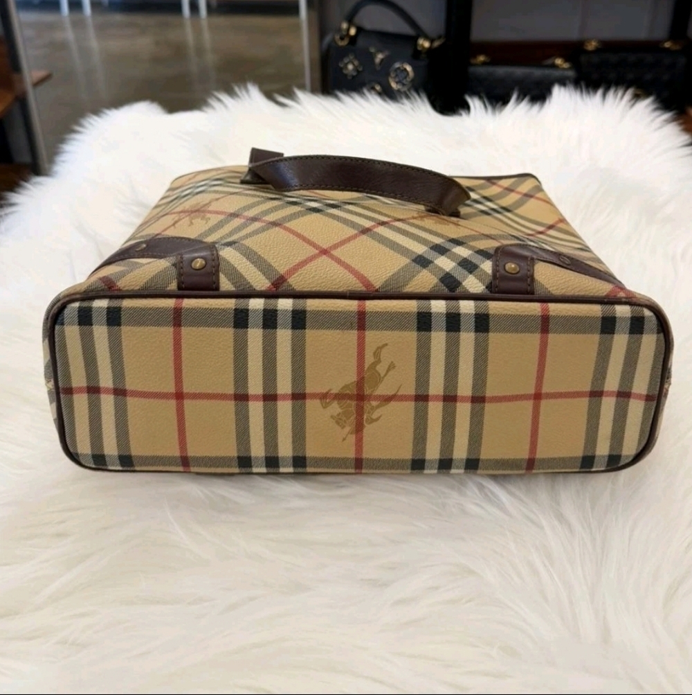 Dbl Authentic Burberry Tan and Brown Plaid Classic Tote Bag With Dustbag - Picture 5 of 7